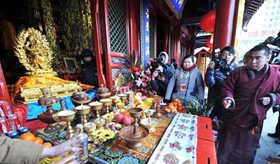 遗失国宝级“大黑天”金佛像重铸再现沈阳实胜寺(图片来源:中新网)