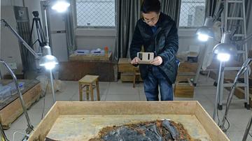 探访海昏侯墓出土文物的急诊室