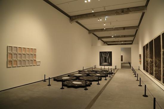 “时代的记忆：民生二十周年行庆藏品展” 展览现场