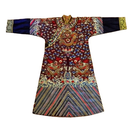 龙袍 Lot 82
起拍价格:2,000 美元