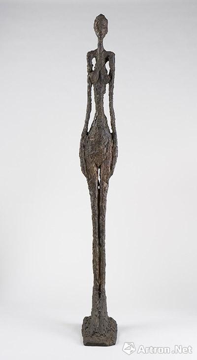 阿尔贝托·贾科梅蒂 《Tall Woman IV》 1960 铜 270x31.5x56.5cm 贾科梅蒂基金会藏品 