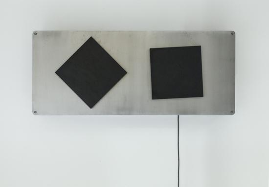 刘国强,菱形与正方形,金属 装置,120x50x15cm,2016 - 复件