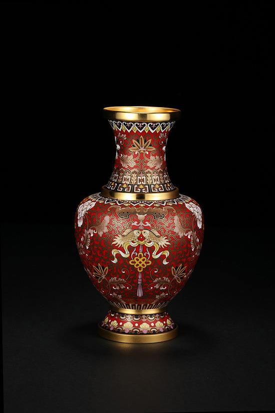 景泰蓝“周其垒”,已故中国工艺美术大师钱美华作品,钱美华曾师承林徽因和沈从文。