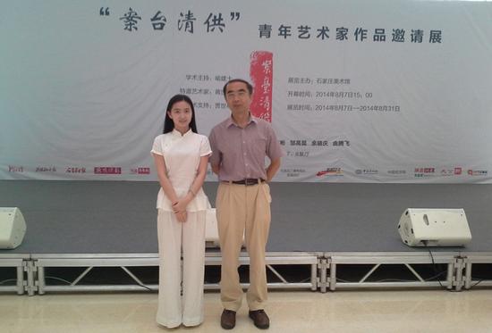 由腾飞与喻建十合影