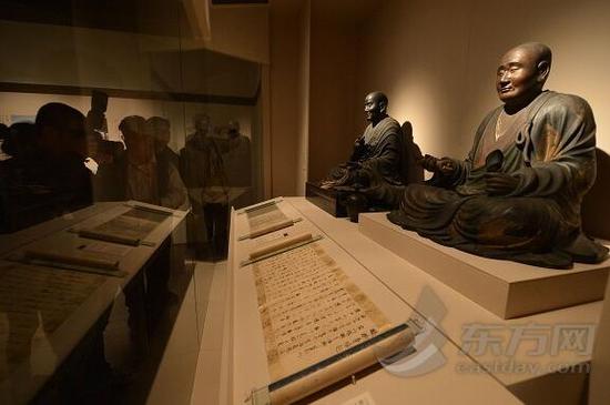 图说：日本国宝级展品江户时代的纸本《醍醐寺缘起》