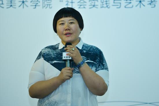 参展课程带队教师代表卢英英女士发言