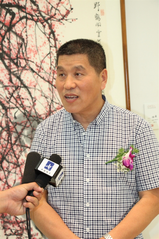 参展艺术家接受央视书画频道、中国文艺网记者采访