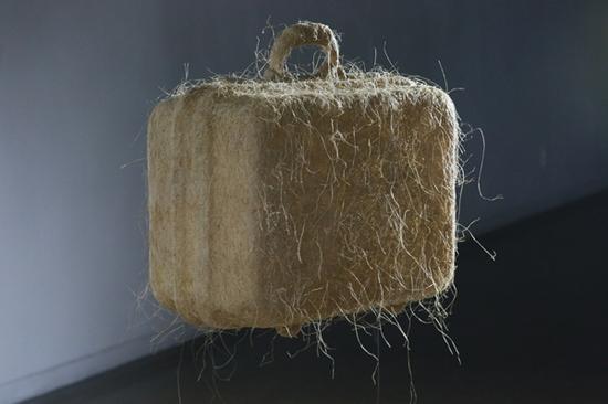 张伯淳《物-0328》麻，53×24×50cm，2016年