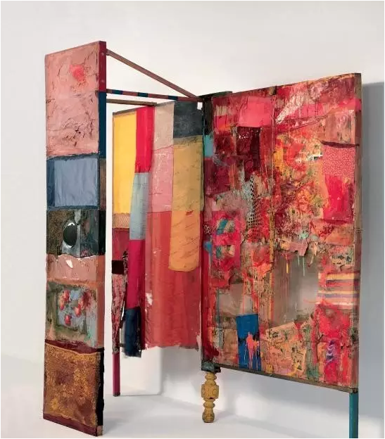 RobertRauschenberg： MINUTIAE　组合绘画或混合材料，1954