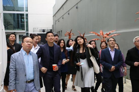 “中国风——中英文化交流：时尚与艺术对话沙龙”代表团参观皇家艺术学院（RCA）