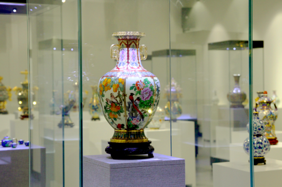 《吉庆泰和尊》