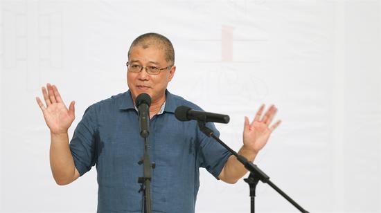 “一个和八个：韩黎坤师生的素描工作”开幕式现场照片 (4)