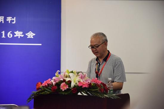 杨惠福 中国岩画学会常务理事、副会长，甘肃省文化厅原副厅长，甘肃省文化局原局长
