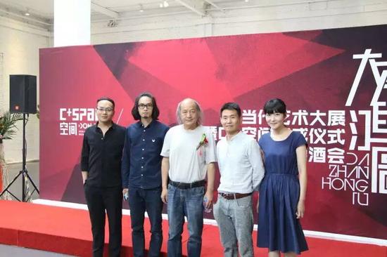 左起：闫珩，杨志，刘杏林，程岳峰，张晓斐