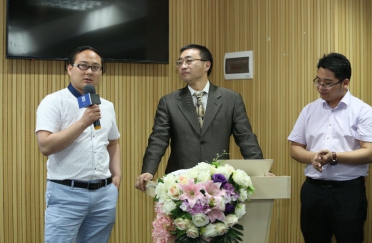 资本大鳄吴鸣霄先（中） 资料图