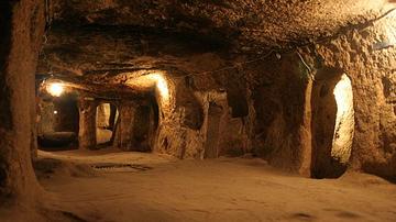 房下藏4000平米地下城
