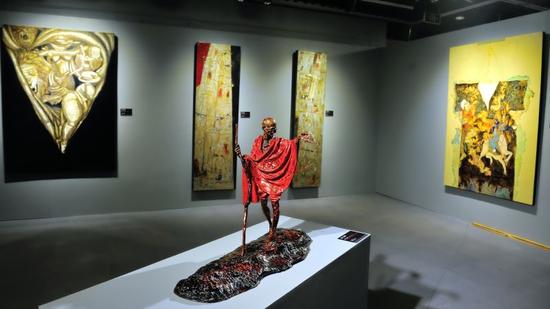 闽江学院专场‘2016“传承•延异”当代漆艺展’现场作品