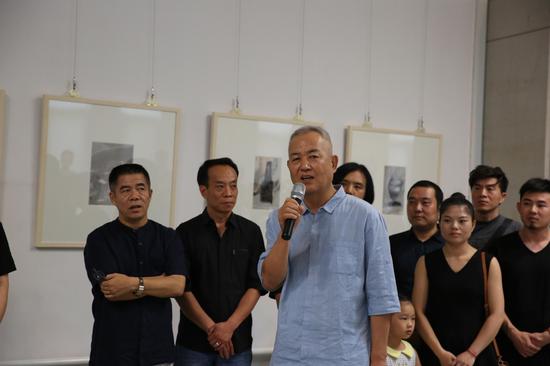 学术主持、导师、著名艺术家 刘进安先生致辞
