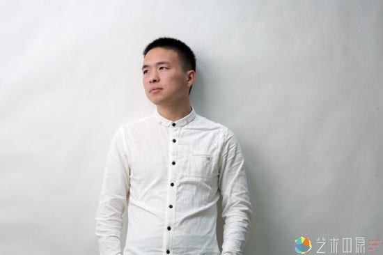 左一