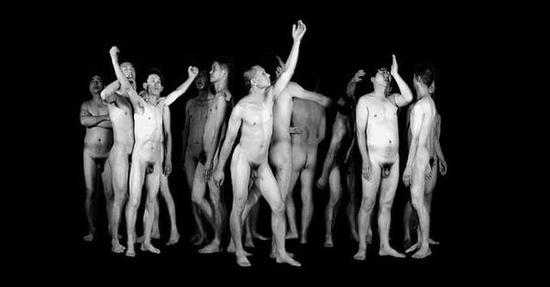 崔岫闻:偷拍北京夜总会的《洗手间》_业界聚焦