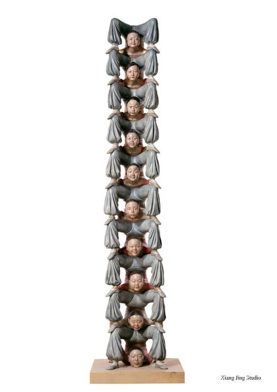 凡人——无限柱，玻璃钢着色，465×120×120CM，2011