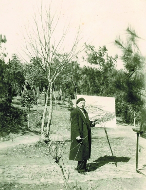 1950年代，刘海粟在郊外写生