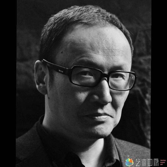 朱青生，北京大学历史系教授、当代艺术家、策展人
