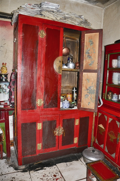 书架炕柜：旧时河湟女儿的陪嫁物