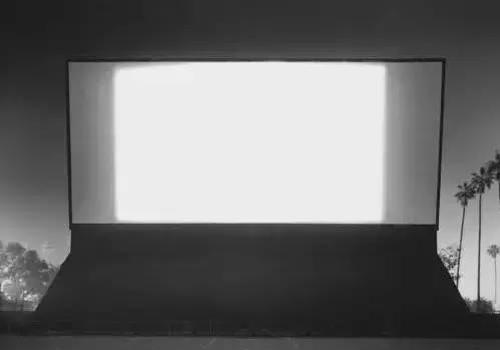 杉本博司（Hiroshi Sugimoto）《范布伦汽车影院》42.3x54.2cm，明胶银盐冲印，1993