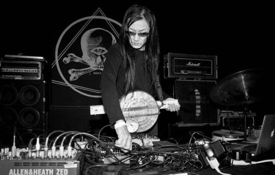 日本乐手Merzbow（秋田昌美）