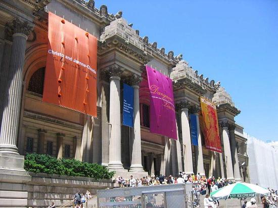 纽约大都会艺术博物馆是美国最大的艺术博物馆