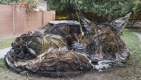 Bordalo II，狐狸