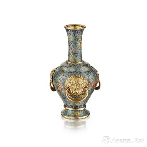清乾隆 掐丝珐琅铺首衔环瓶 高12cm 估价 20,000 - 30,000英镑