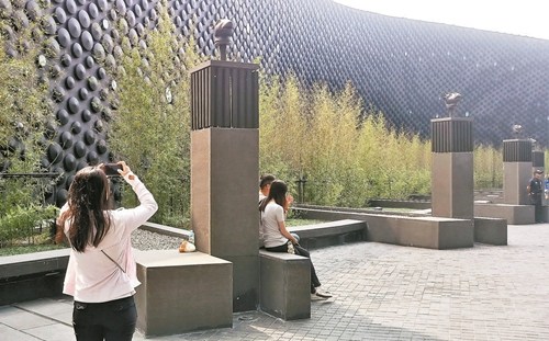 成龙捐给台北故宫南院的12生肖兽首。台湾《联合报》资料照片