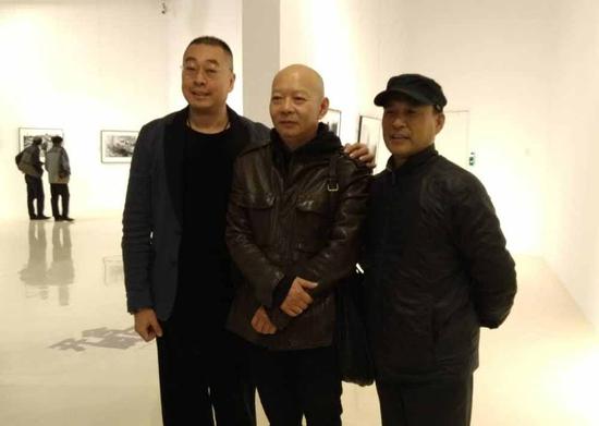 “开合瞬间——孙可卿摄影作品展”展览现场