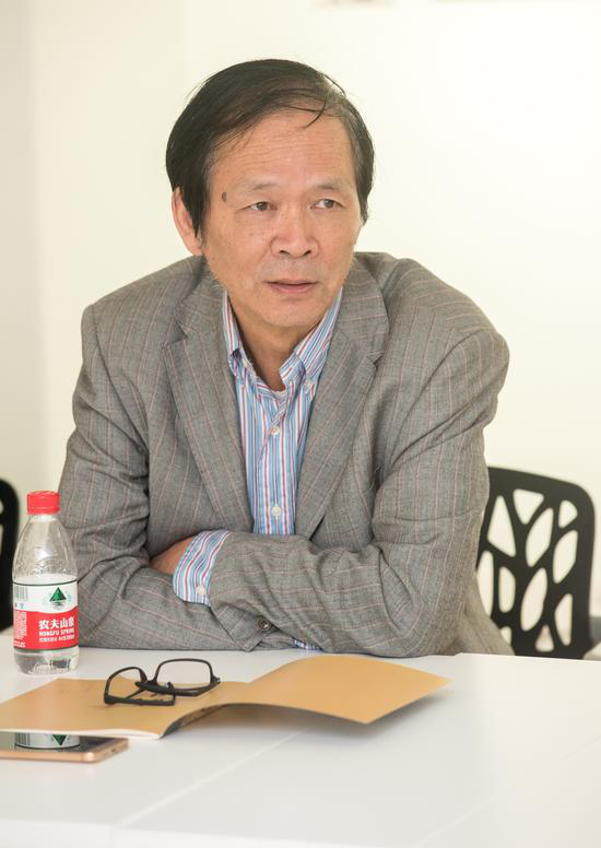 中国艺术研究院书法评论委员会主任任平在研讨会现场发言