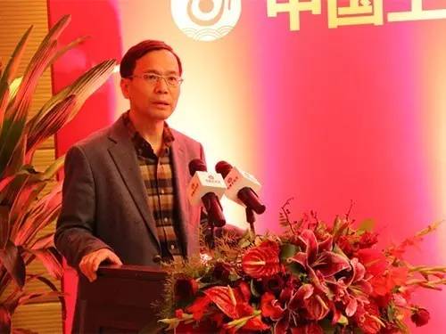中艺集团董事长_中安集团董事长刘美军