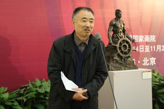 中国国家画院雕塑院执行院长开幕式陈云岗致辞