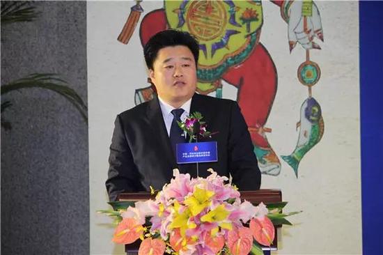 青岛国际商品交易所副总经理,文化艺术品总监