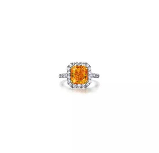 Lot 4043 3.22克拉艳彩橘色钻石戒指

　　成交价：RMB 34，500，000