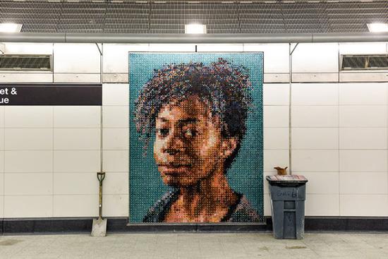 　　Chuck Close《Subway Portraits》美国女黑人艺术家卡拉．沃克纽约州州长安德鲁．古莫（Andrew M. Cuomo）