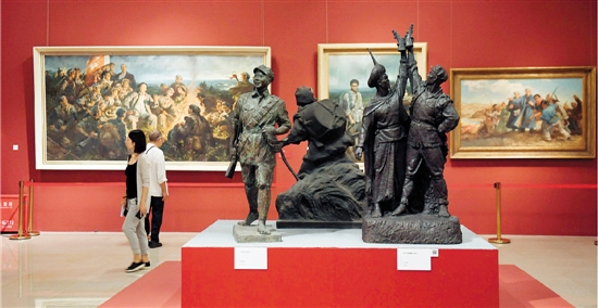 9月22日，中国国家博物馆主办的“信念·精神·传承——纪念红军长征胜利80周年大型馆藏文物展”在北京开幕（资料图片）