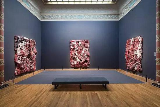 《内部对象分成三部分》在荷兰阿姆斯特丹国立博物馆