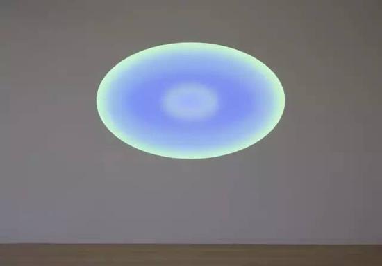 James Turrell，Elliptical Wide Glass, 2014