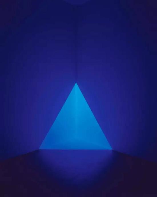 James Turrell，Gard Blue，1968