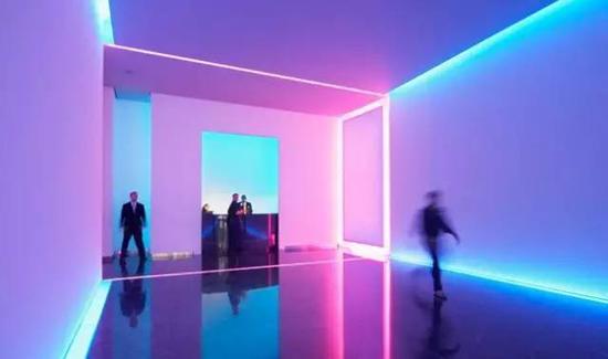 James Turrell， Lightbox