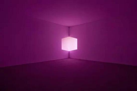 James Turrell，Afrum（Pale Pink），1968