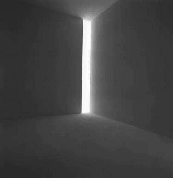 James Turrell，Ronin，1968