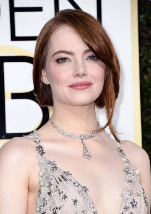 Aʯ^Emma Stoneһl۵Arڵ@ʯ