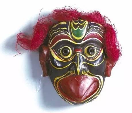 鸡神（木质） 湖南泸溪苗族傩戏面具

 

1990年 中国美术馆藏